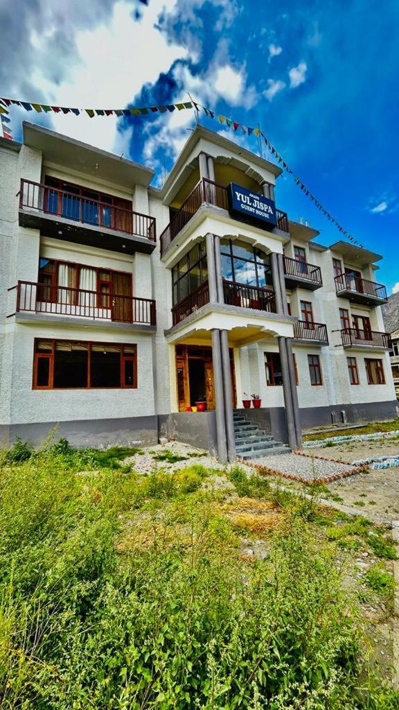 Anand Yul Jispa Hotel Exterior photo